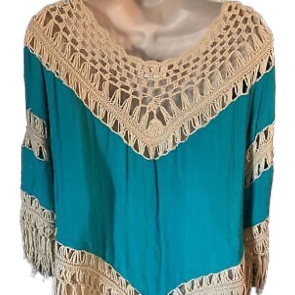 ✨ DREAMERS Boho Fringe & Crochet Teal Top✨ - Picture 4 of 6